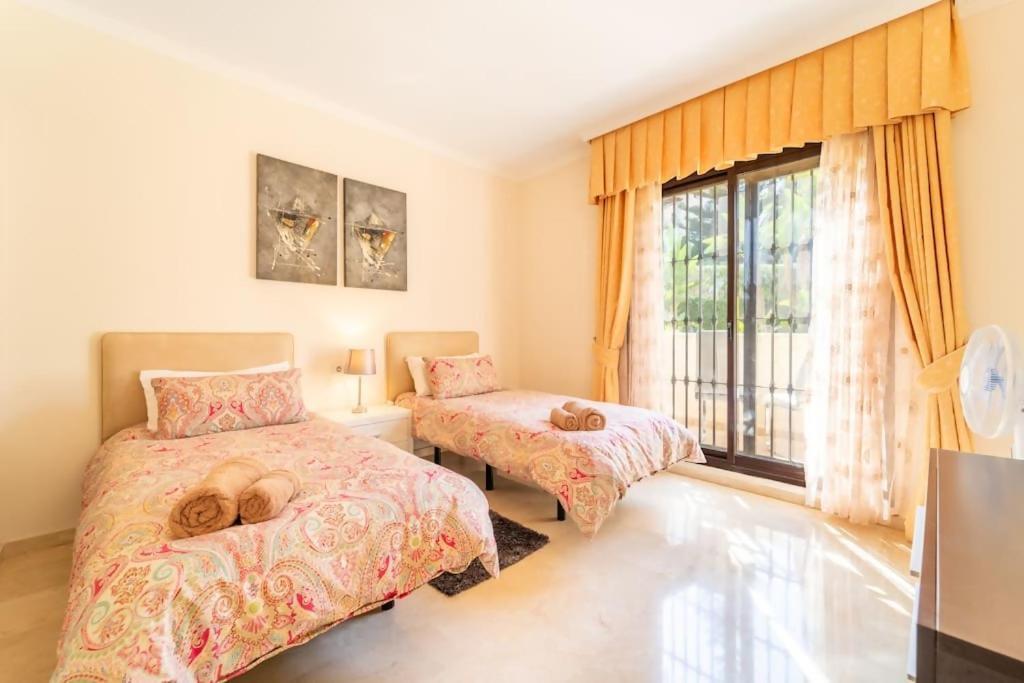 Elegant 3bedroom In La Quinta Marbella Apartment Málaga